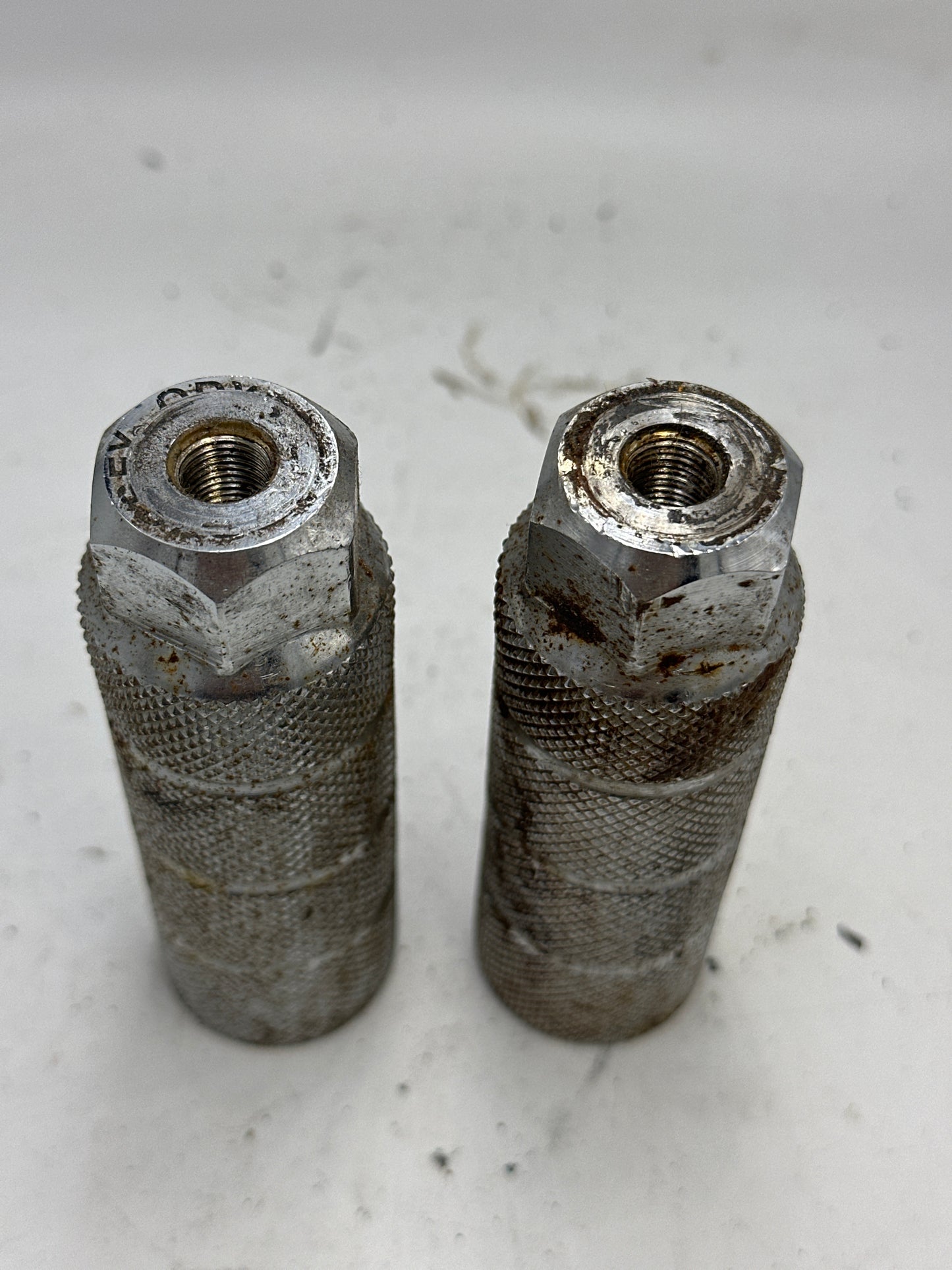 Used 90’s Odyssey Screw On Pegs