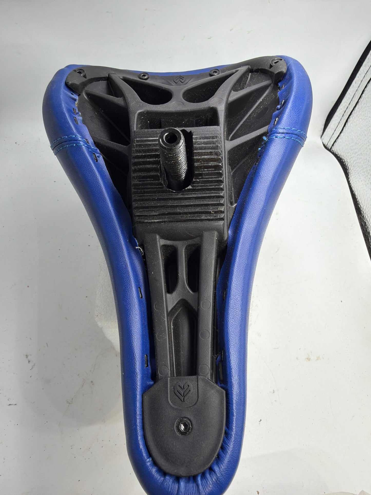Used Eclat Bios Seat 9/10