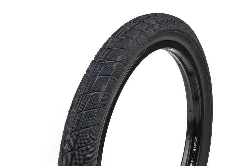 Eclat Predator Tire Bruno Hoffman Signature