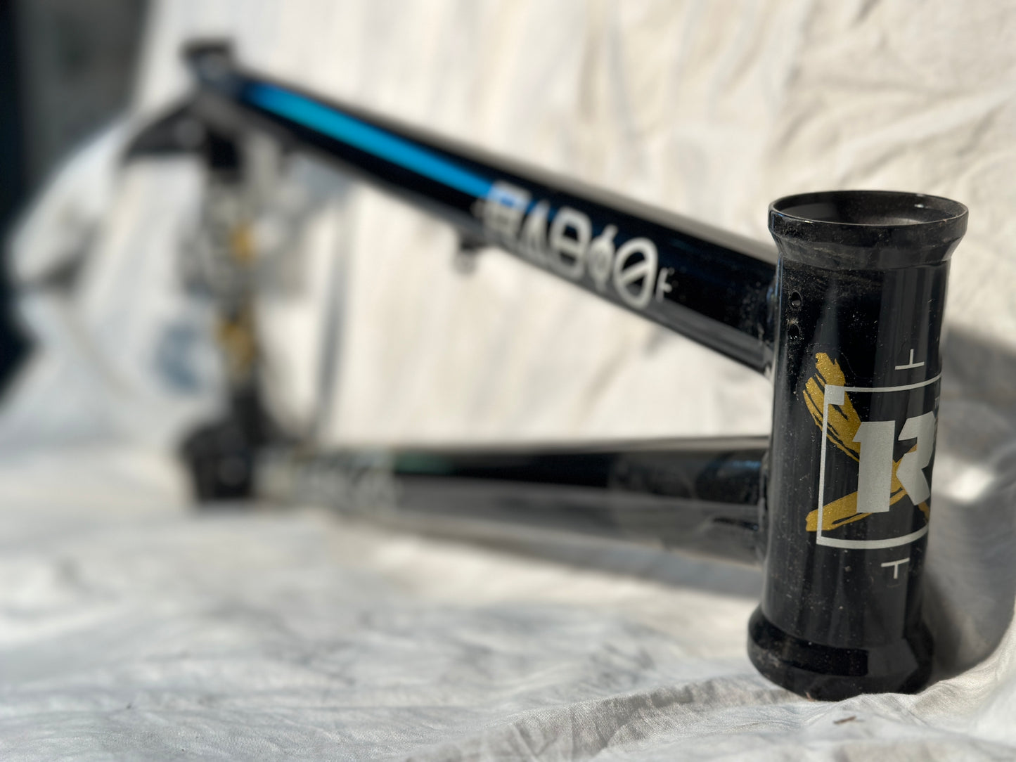RADIO DARKO 20" FRAME BLACK