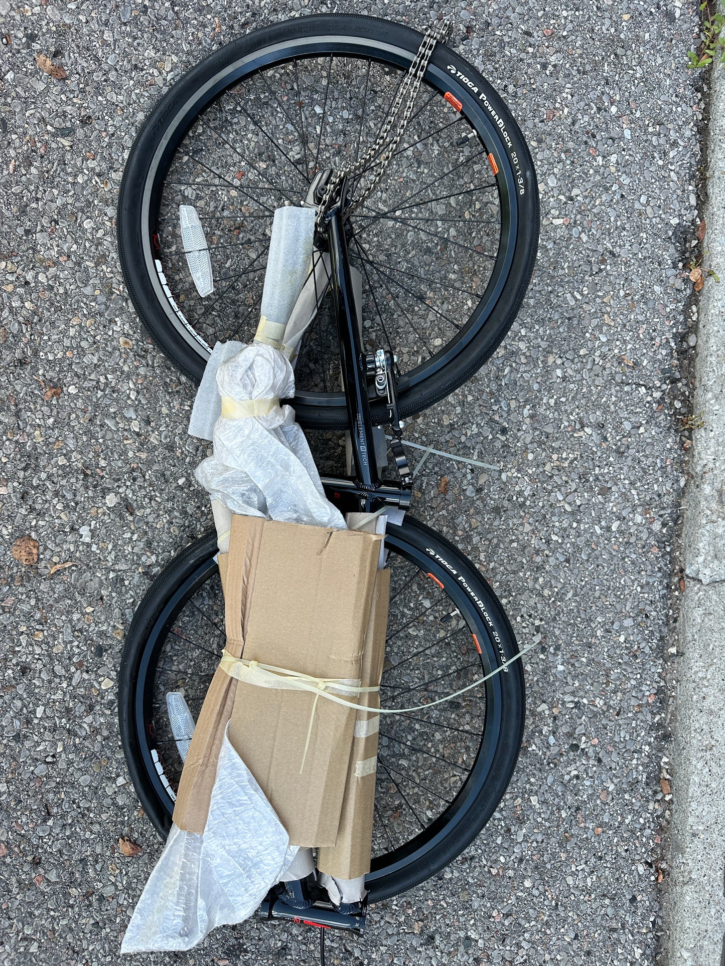 Radio Xenon Expert Race Bike (Missing Fork & Cranks)