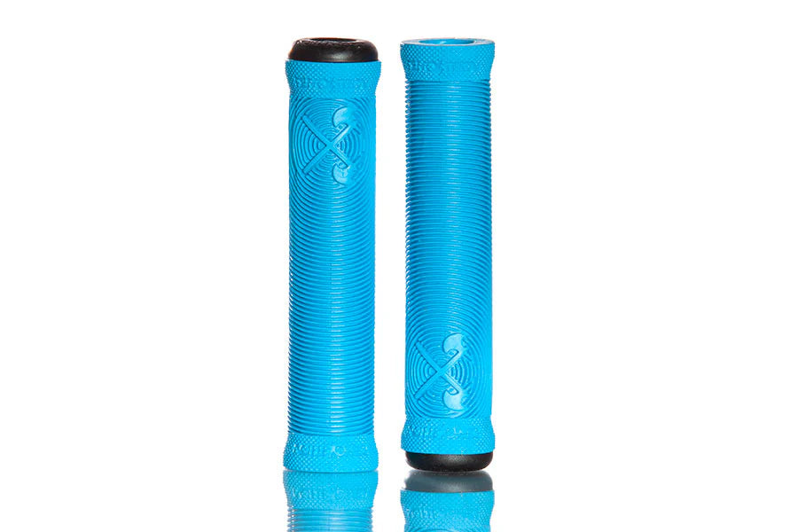 DEMOLITION AXES GRIPS