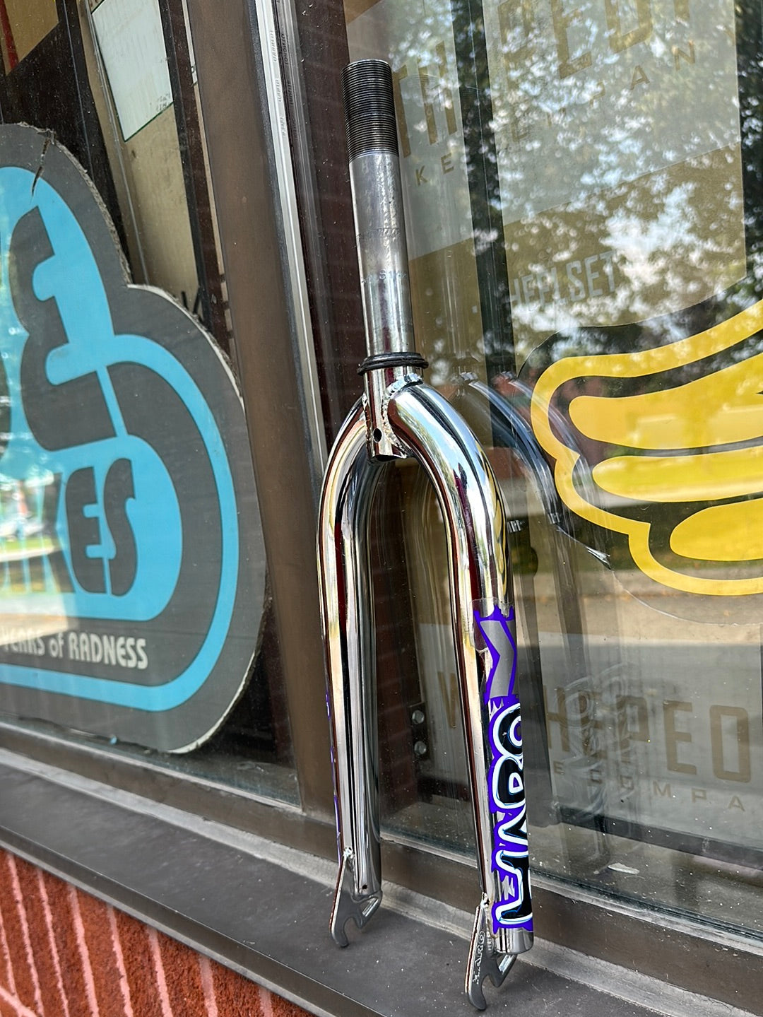 Used Haro 90’s/2000’s 1” Threaded Fork