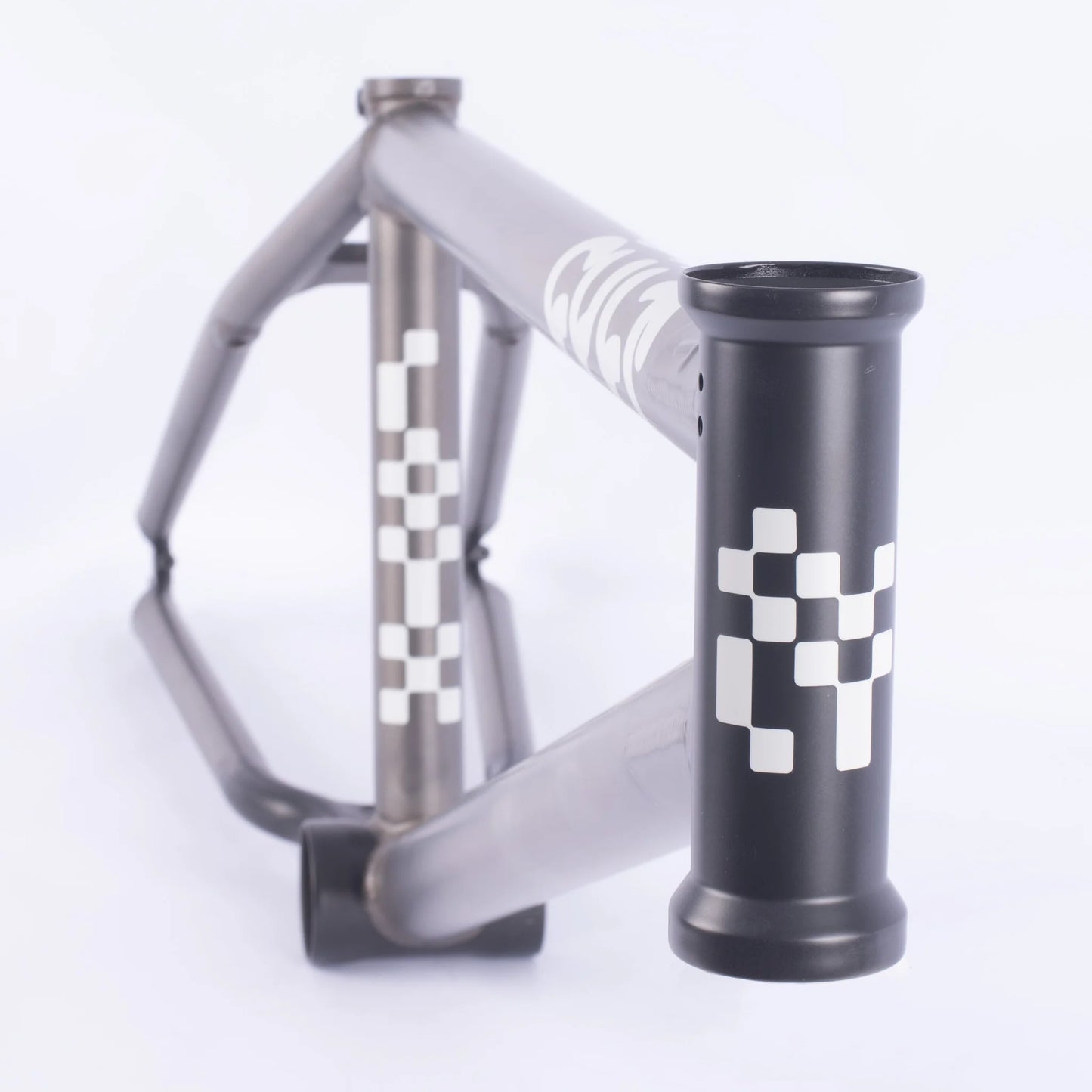 Cult Shorty Frame / Kilian Roth / phosphate raw