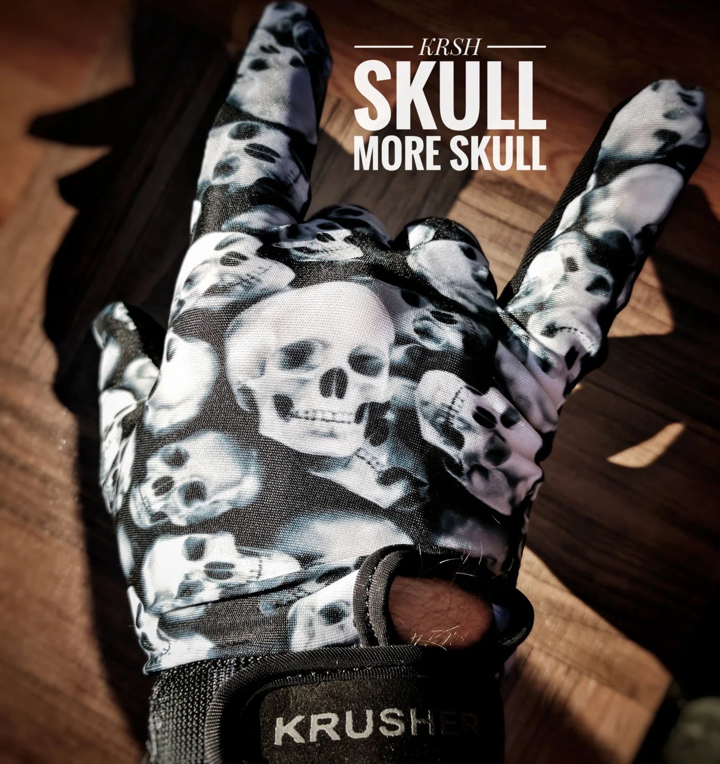 Krusher Skull Pro Lite Gloves w/Strap