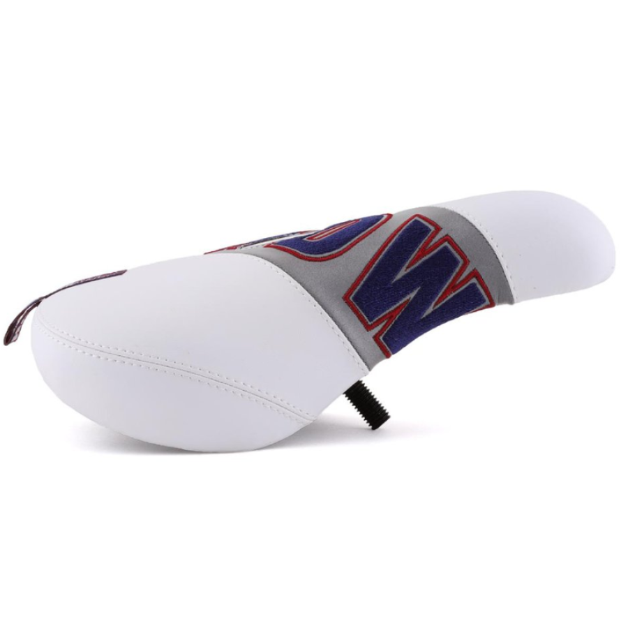 The Shadow Conspiracy "Penumbra Simone Barraco series 9" Pivotal Seat