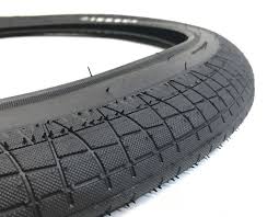 Harvester Canadian 20” Tire