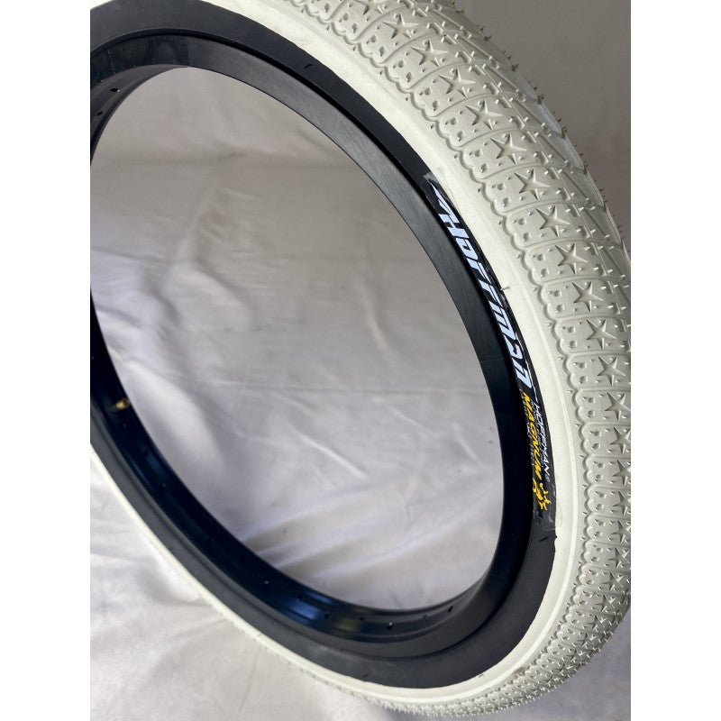 HOFFMAN BIKES MAGNUM TIRE 2.35"