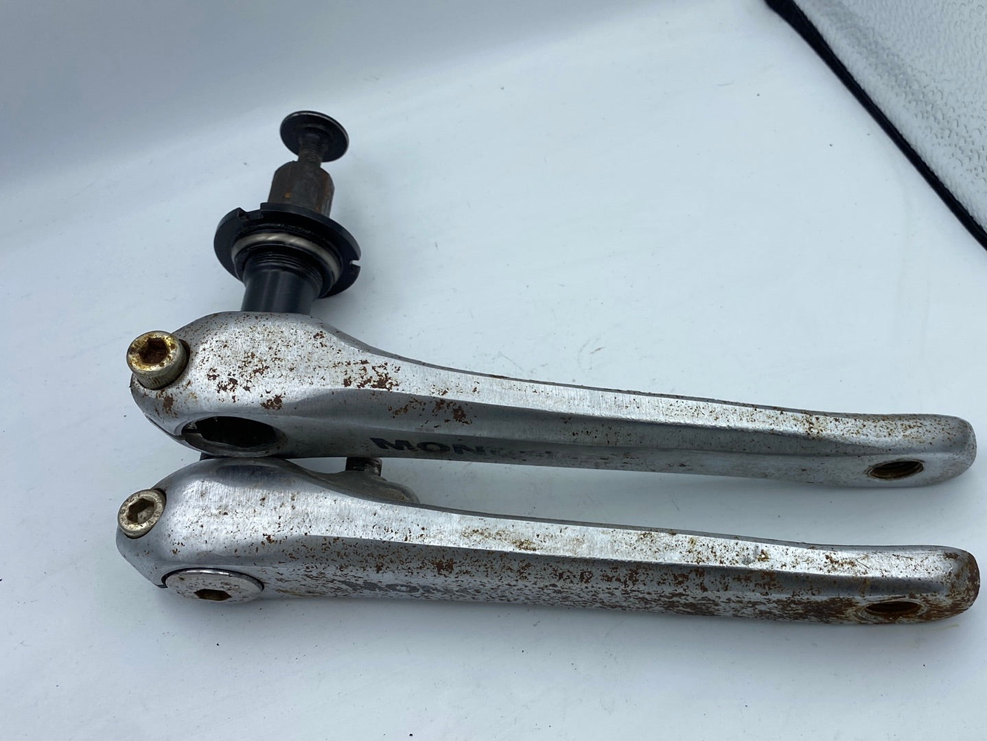 Used Mongoose 3pc Unsealed Crank Mongoose