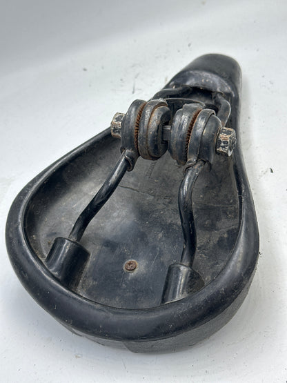 Used GT Seat 90’s/2000’s (Broken Rails)
