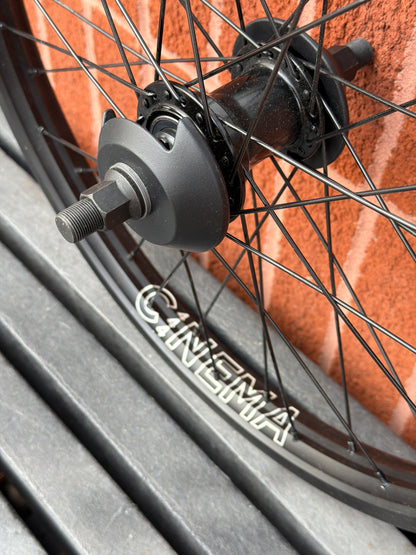 Cinema Pilot Freecoaster/Cinema 444 Rim RHD