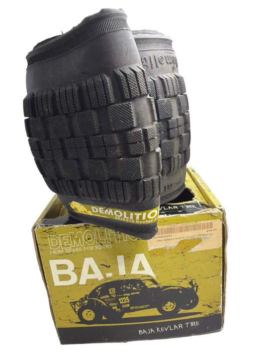 Primo Baja Kevlar Folding Tires 2.1” (NOS)