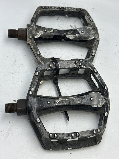 Used GT x VP 823 Pedals 1/2” (Needs Sandblasting)