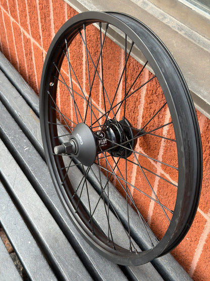 Cinema Pilot Freecoaster/Cinema 444 Rim RHD