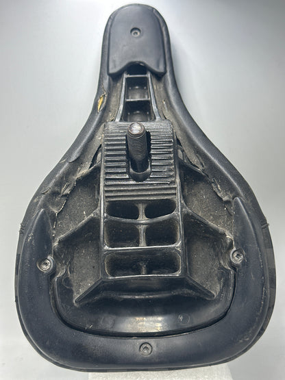 Used Unknown Pivotal Seat Slim Checkered (2010’s Era)