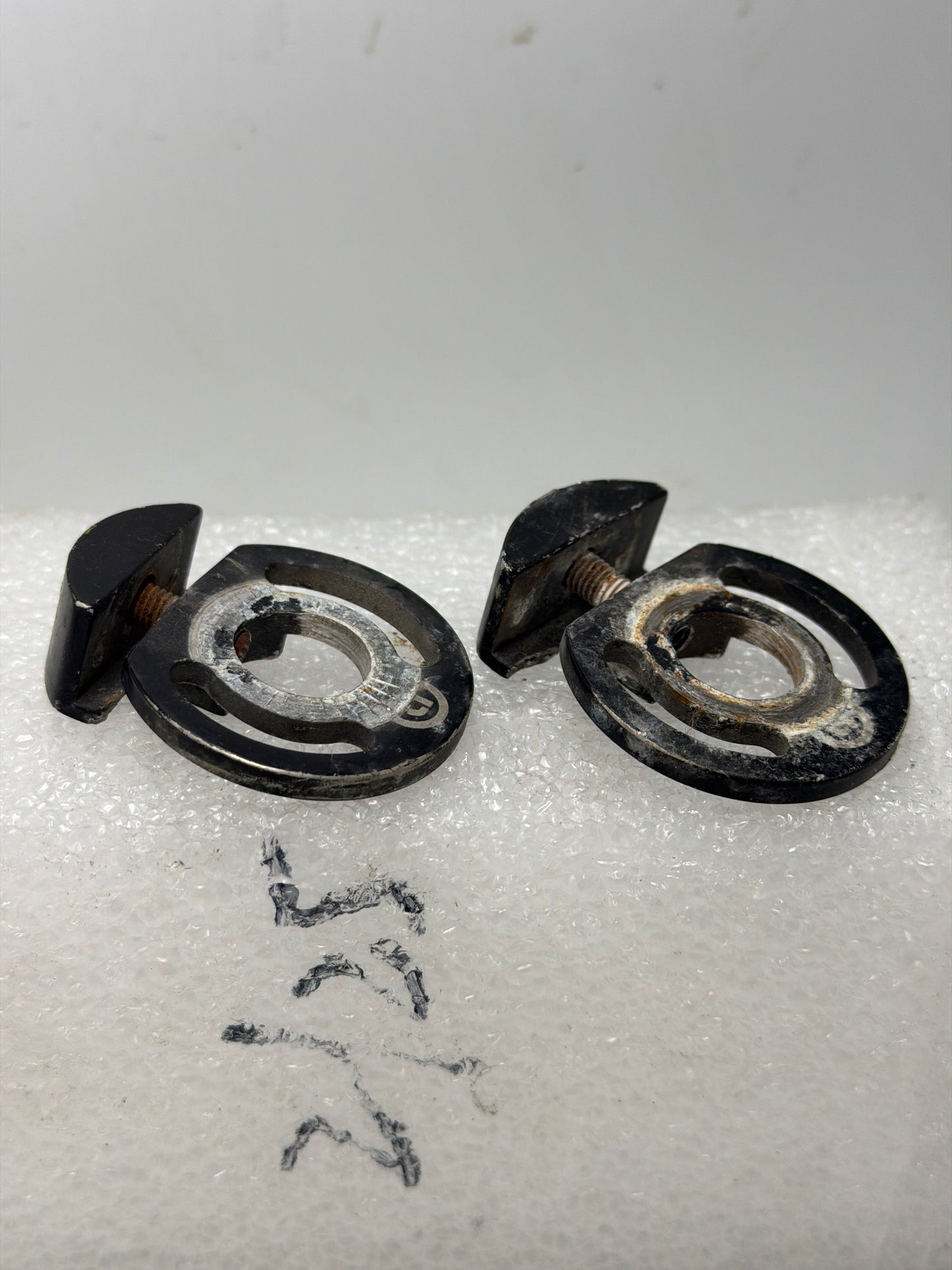 Used Demoliton Chain Tensioners (Pair)