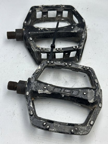 Used GT x VP 823 Pedals 1/2” (Needs Sandblasting)