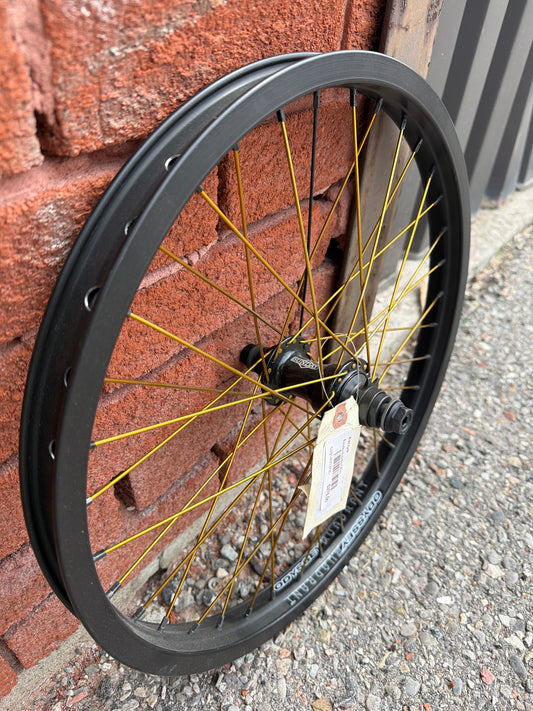 Sunday Female Hub/Odyssey Quadrant Rim 2012 Full Rear Wheel RHD