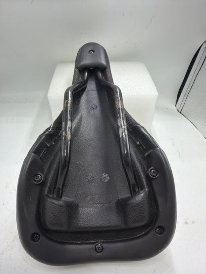 Used Shadow Railed Seat
