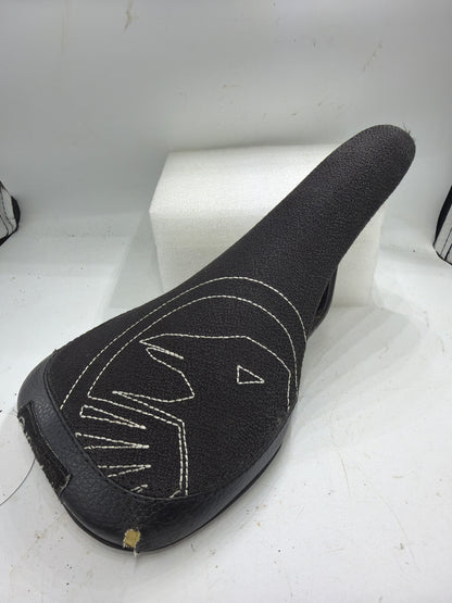 Used Shadow Railed Seat