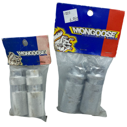 Mongoose 90's Threaded Axle Pegs x2