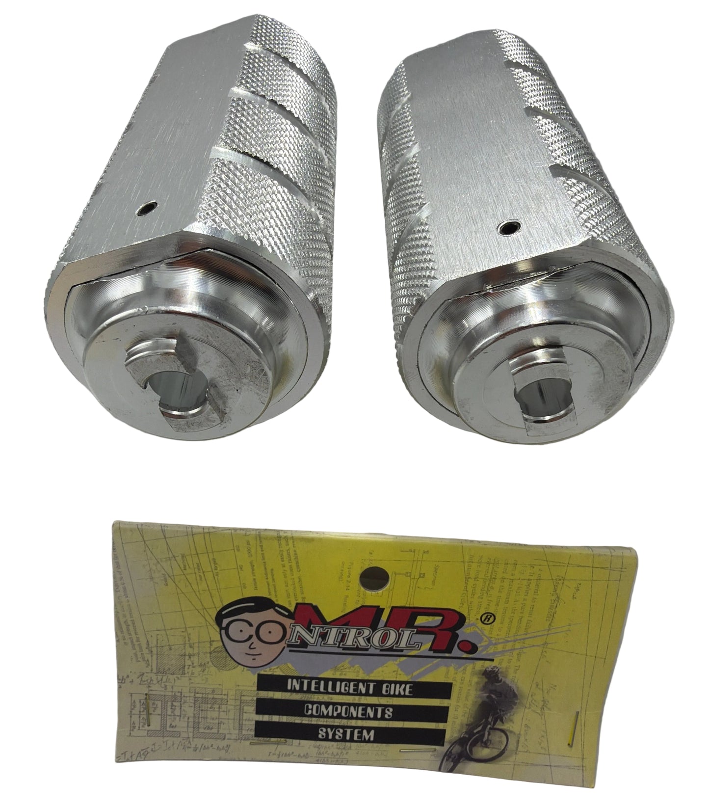 MR. Control Mid School Flatland Pegs (Pair)