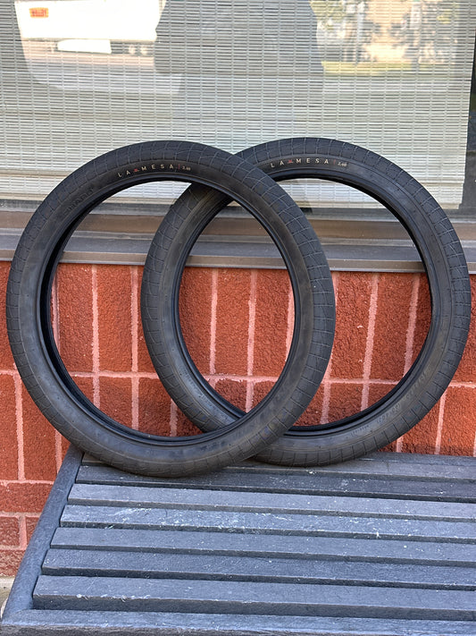 Almost New Haro La Mesa Tires 2.4 (Pair)