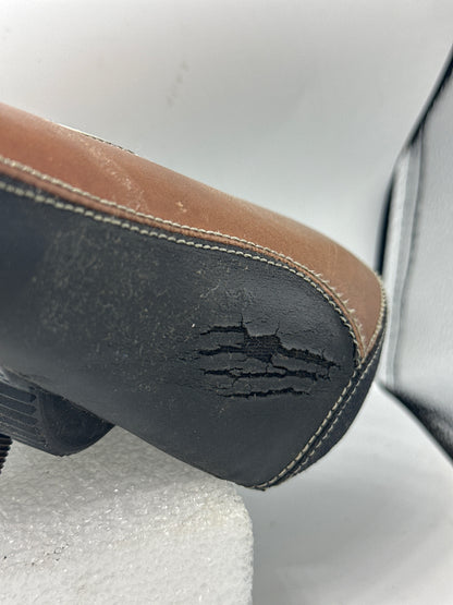 MacNeil Pivotal Seat