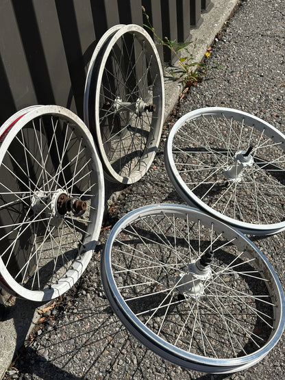 Used White Cassette Wheelsets