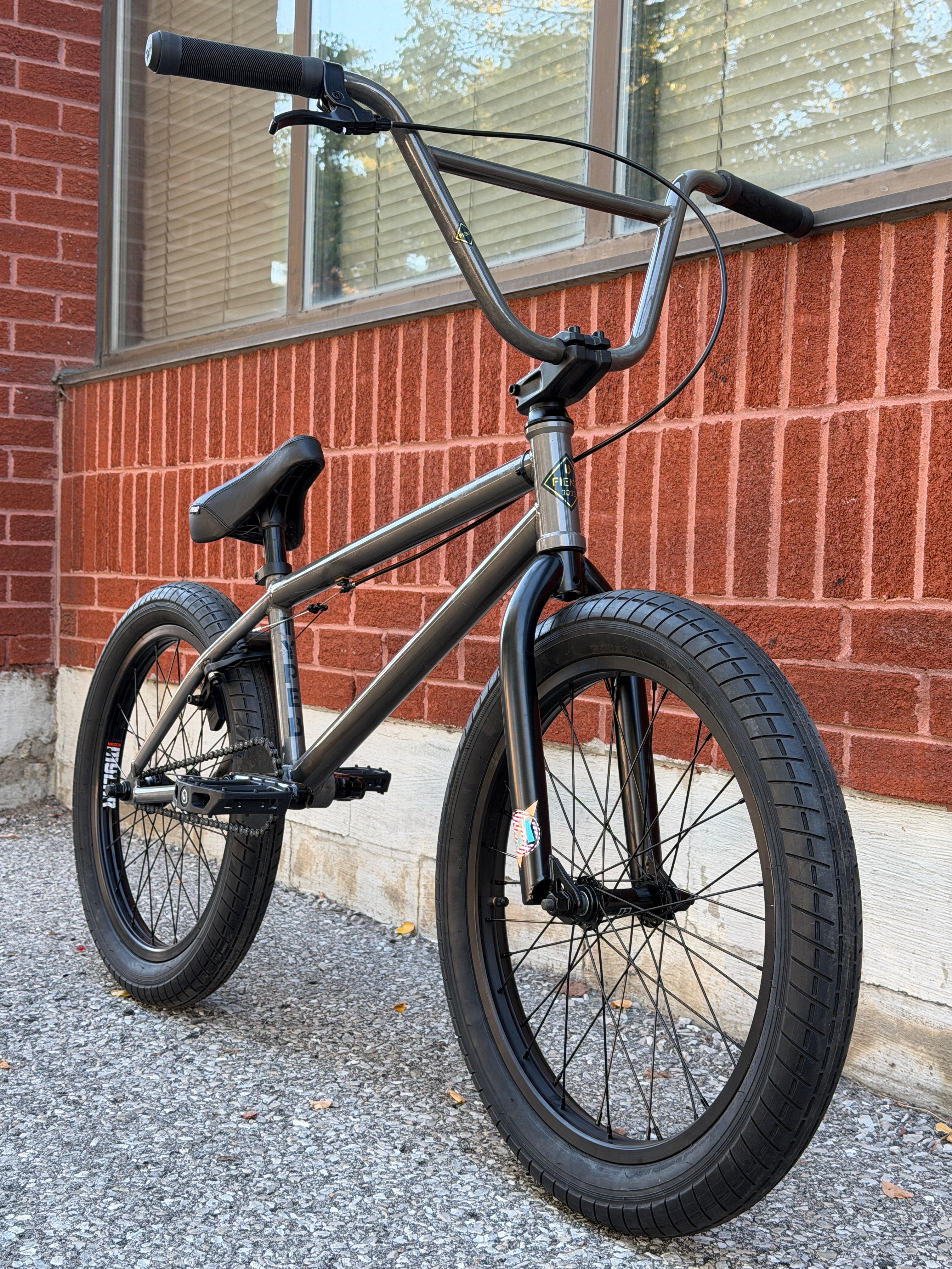 18FIEND BIKE TYPE B BMX20インチ 18FIEND BIKE TYPE B+ - モトクロスインターナショナル