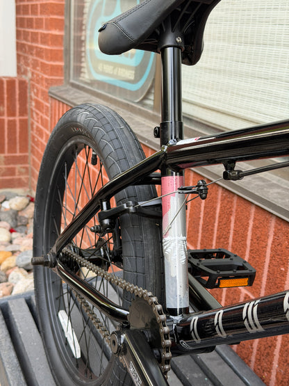 HARO DOWNTOWN DLX 20"