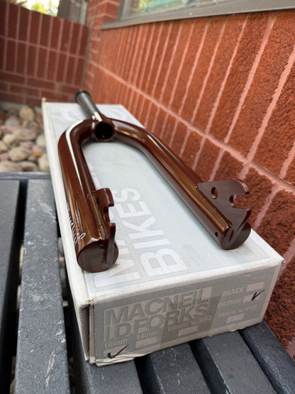 Macneil ID Forks (NOS)