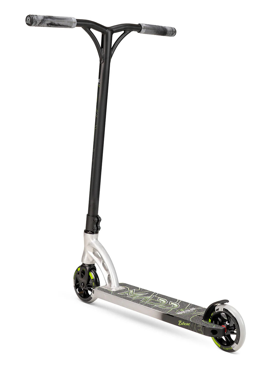 MADD GEAR CARVE EXTREME TRICK SCOOTER
