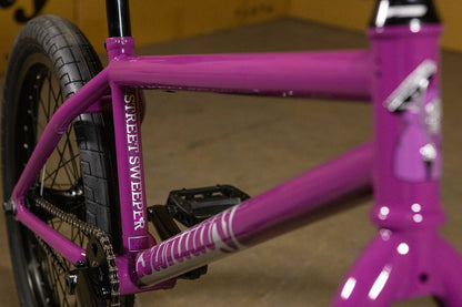 2027 Sunday Street Sweeper BMX Bike 20.75" TT