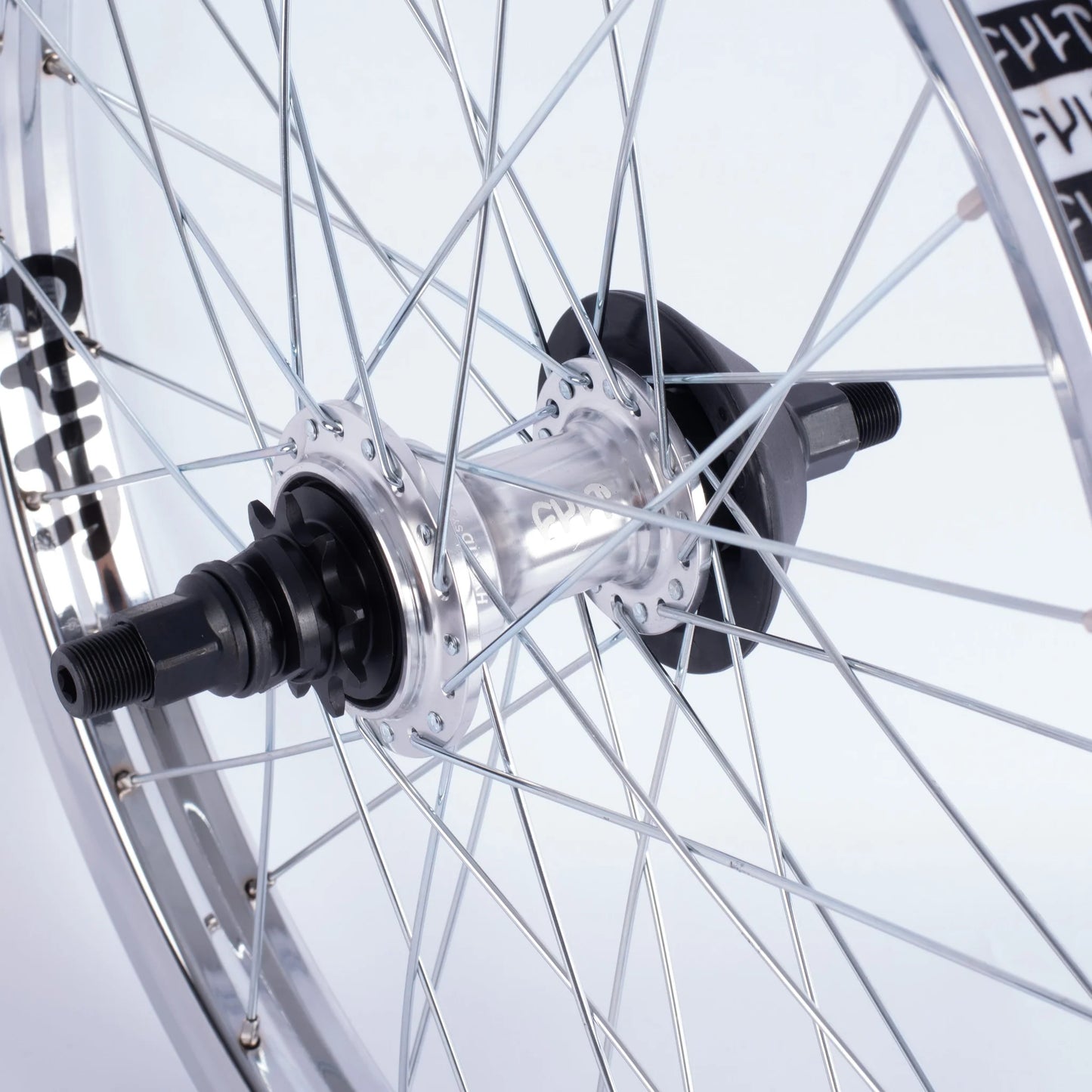 Cult Crew Wheelset (Front Wheel & Hybrid Rear Wheel)