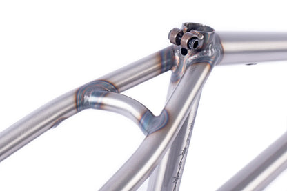 Cult Dehart Frame / Backcheck