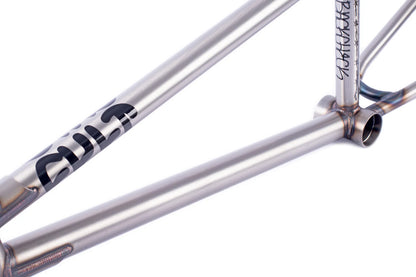 Cult Dehart Frame / Backcheck