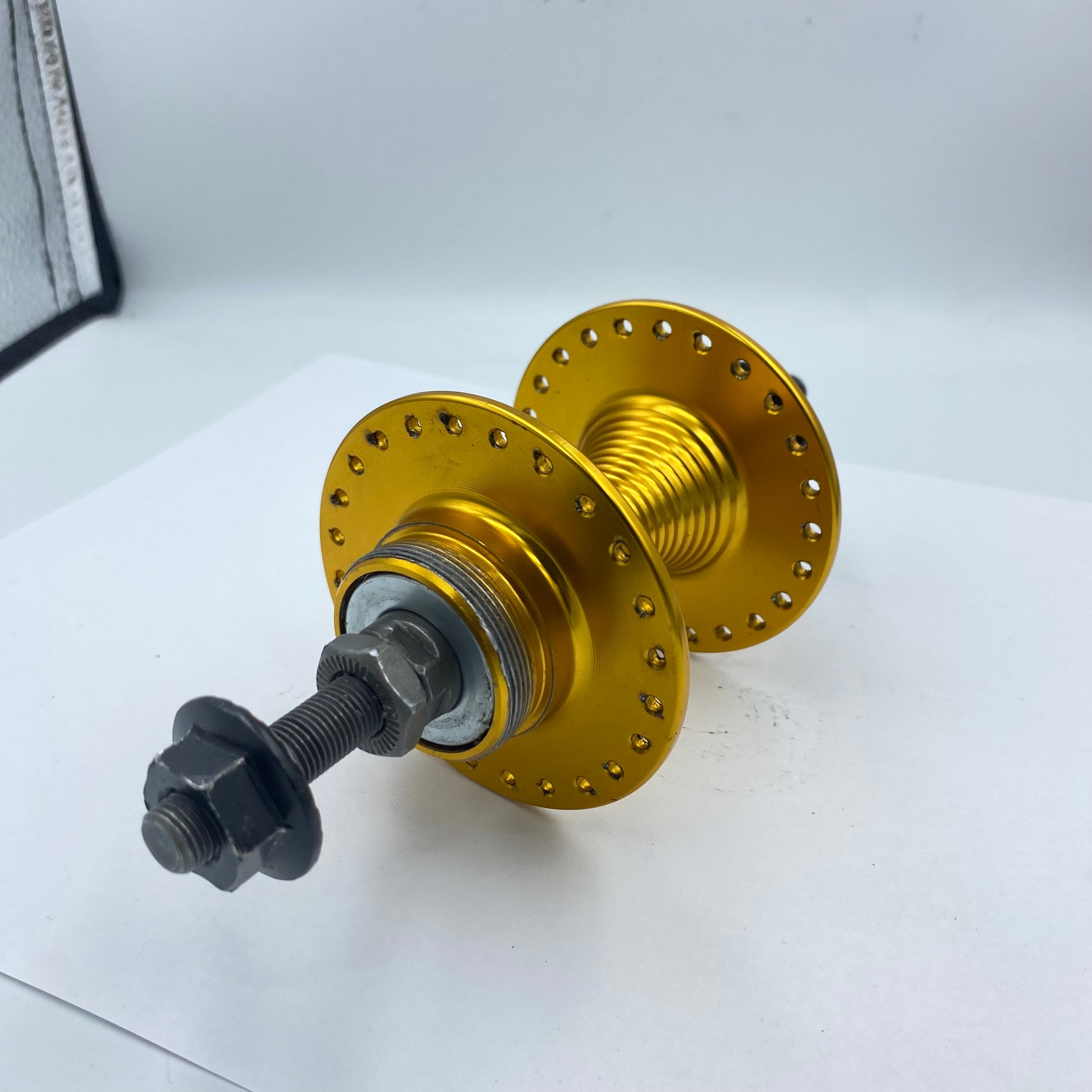 Gold mtb hubs cheap
