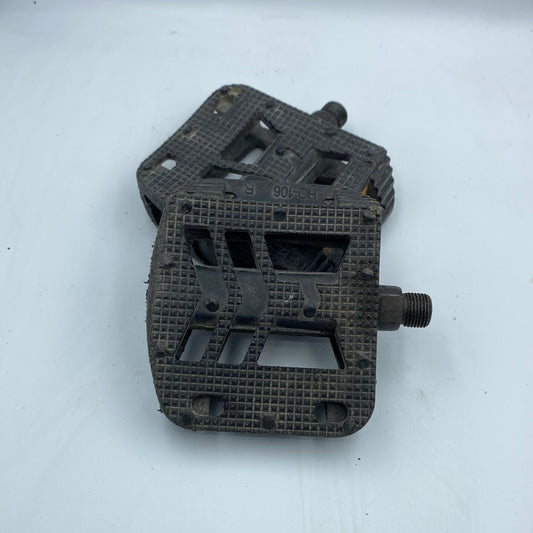 Used Mid School Haro Small Block PC Pedals