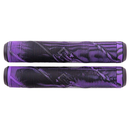 STRIKER GRIPS