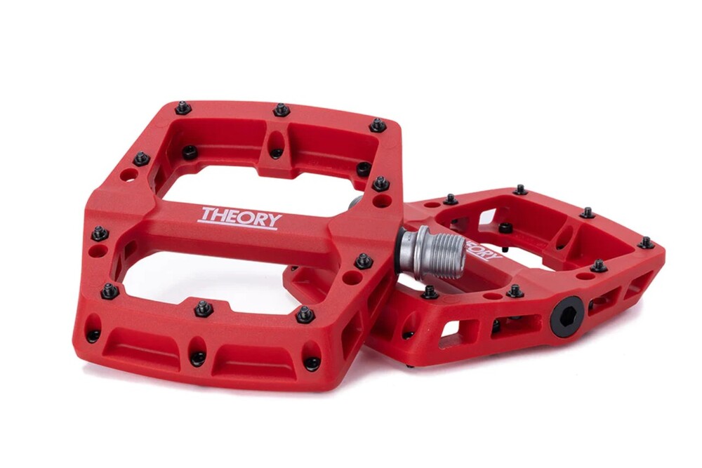 THEORY MEDIAN PEDAL