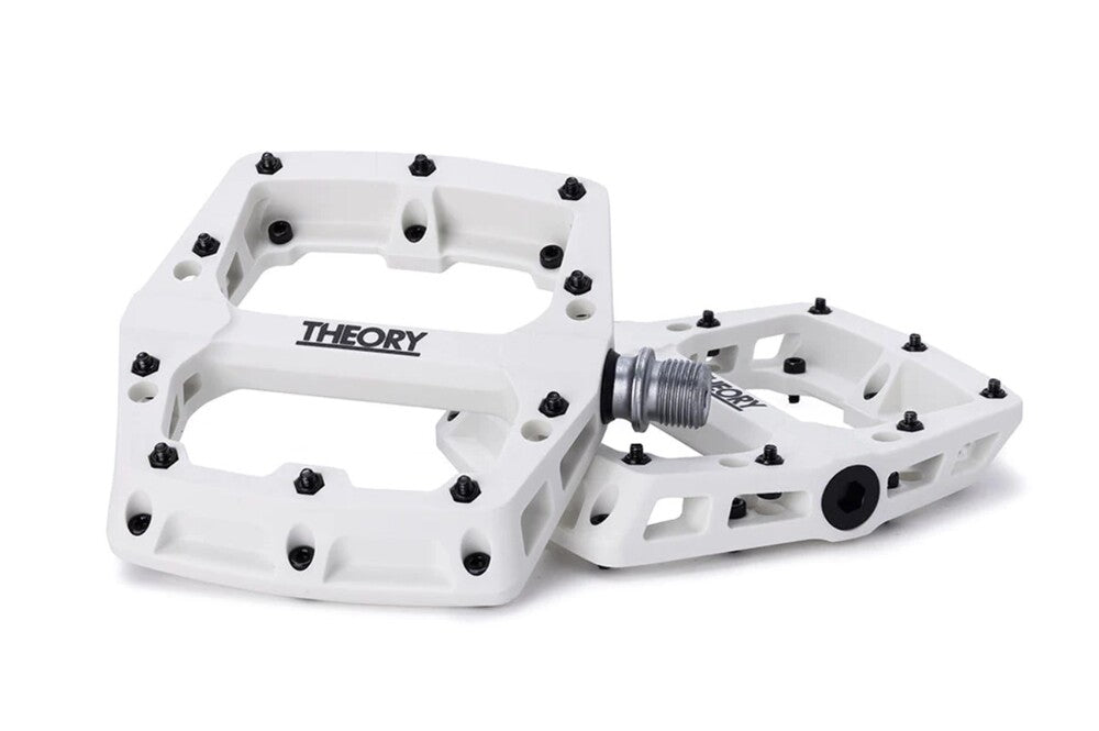 THEORY MEDIAN PEDAL