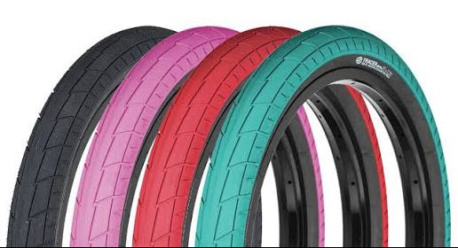 SALT TRACER TIRE 20" x 2.35"