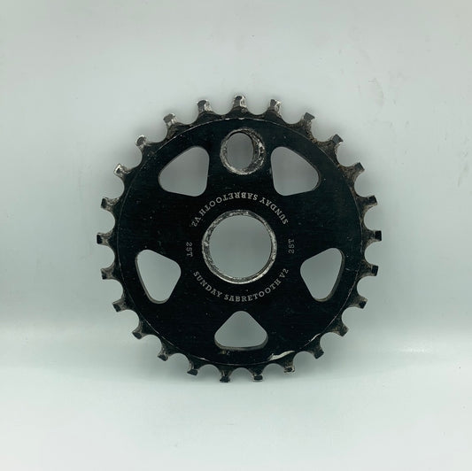 Used Sunday Sabertooth V2 25t Sprocket 7/10