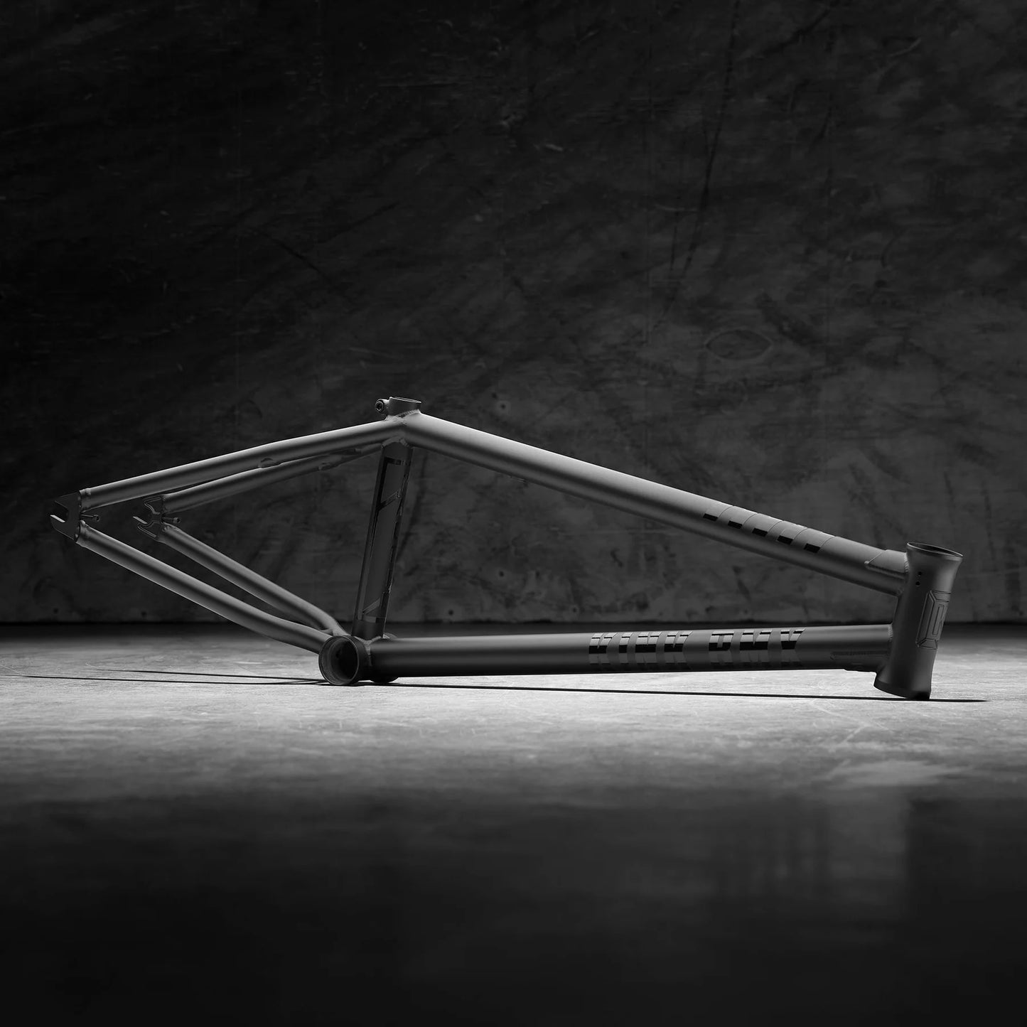 KINK TACTIC FRAME