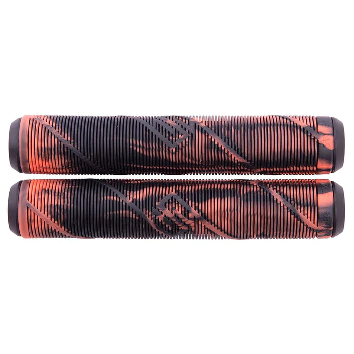 STRIKER GRIPS